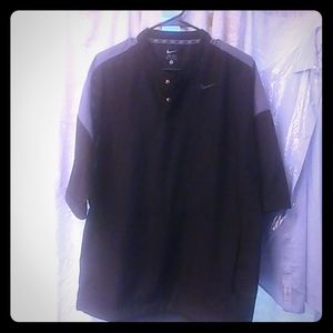 Nike pullover shirt